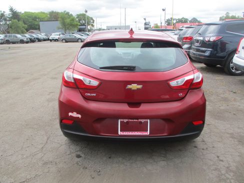 Used 2017 Chevrolet Cruze LT w/ Convenience Package image 7
