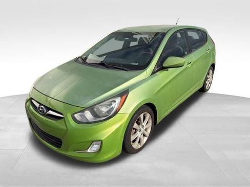 Used 2012 Hyundai Accent SE FWD image 7