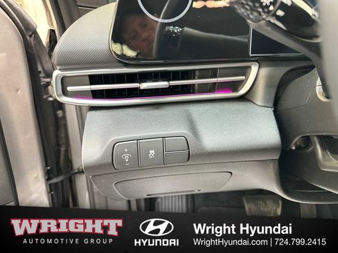 Certified 2025 Hyundai Elantra SEL image 23