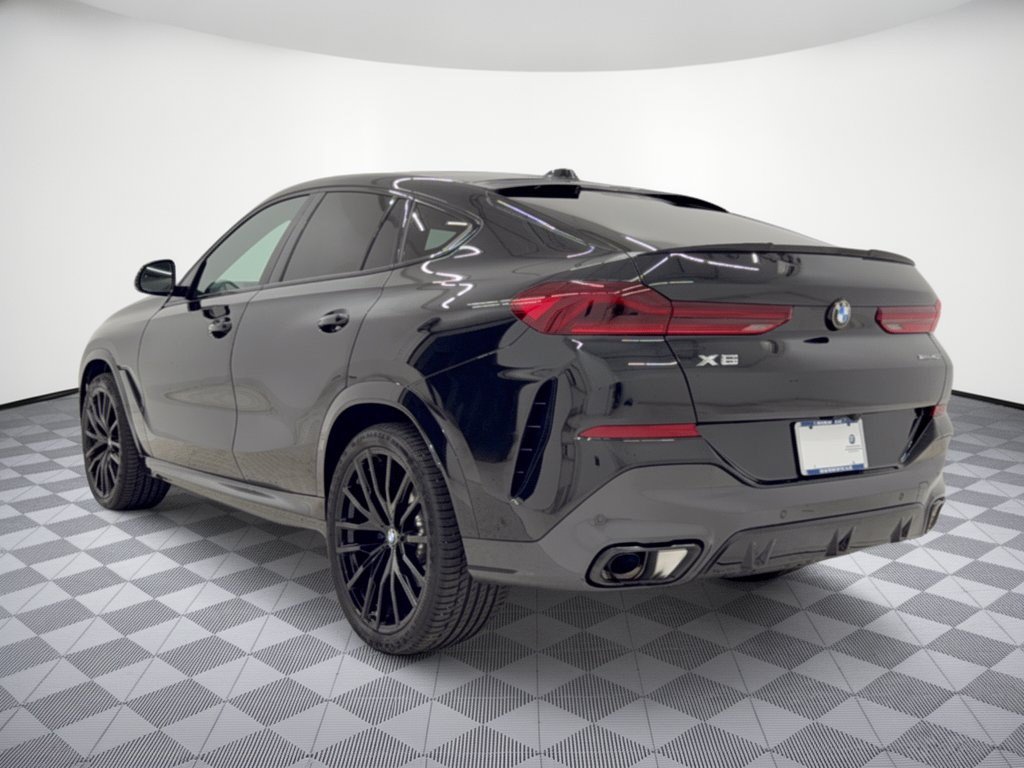 Certified 2025 BMW X6 xDrive40i w/ Executive Package AWD/4WD image 3