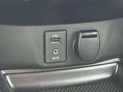 Used 2014 Nissan Rogue SL image 35