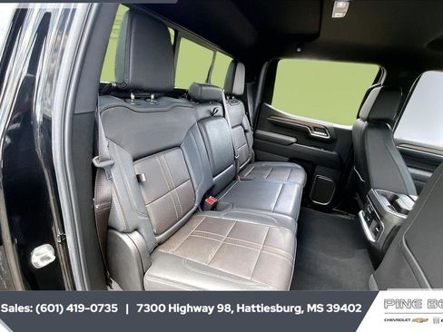 Used 2023 Chevrolet Silverado 1500 High Country w/ Technology Package AWD/4WD image 23