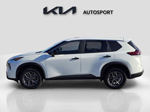 Used 2024 Nissan Rogue S image 14