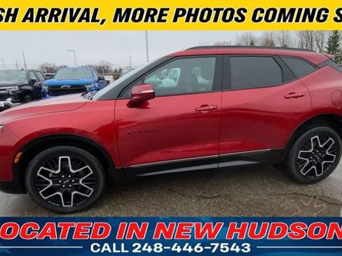 Used 2023 Chevrolet Blazer RS w/ Driver Confidence II Package image 7