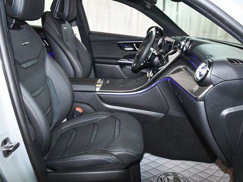 Used 2025 Mercedes-Benz GLC 63 AMG S image 61