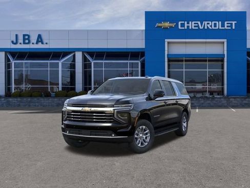 New 2026 Chevrolet Suburban LT w/ Comfort Package image 8