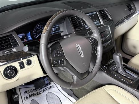 Used 2015 Lincoln MKS w/ Equipment Group 101A FWD image 12