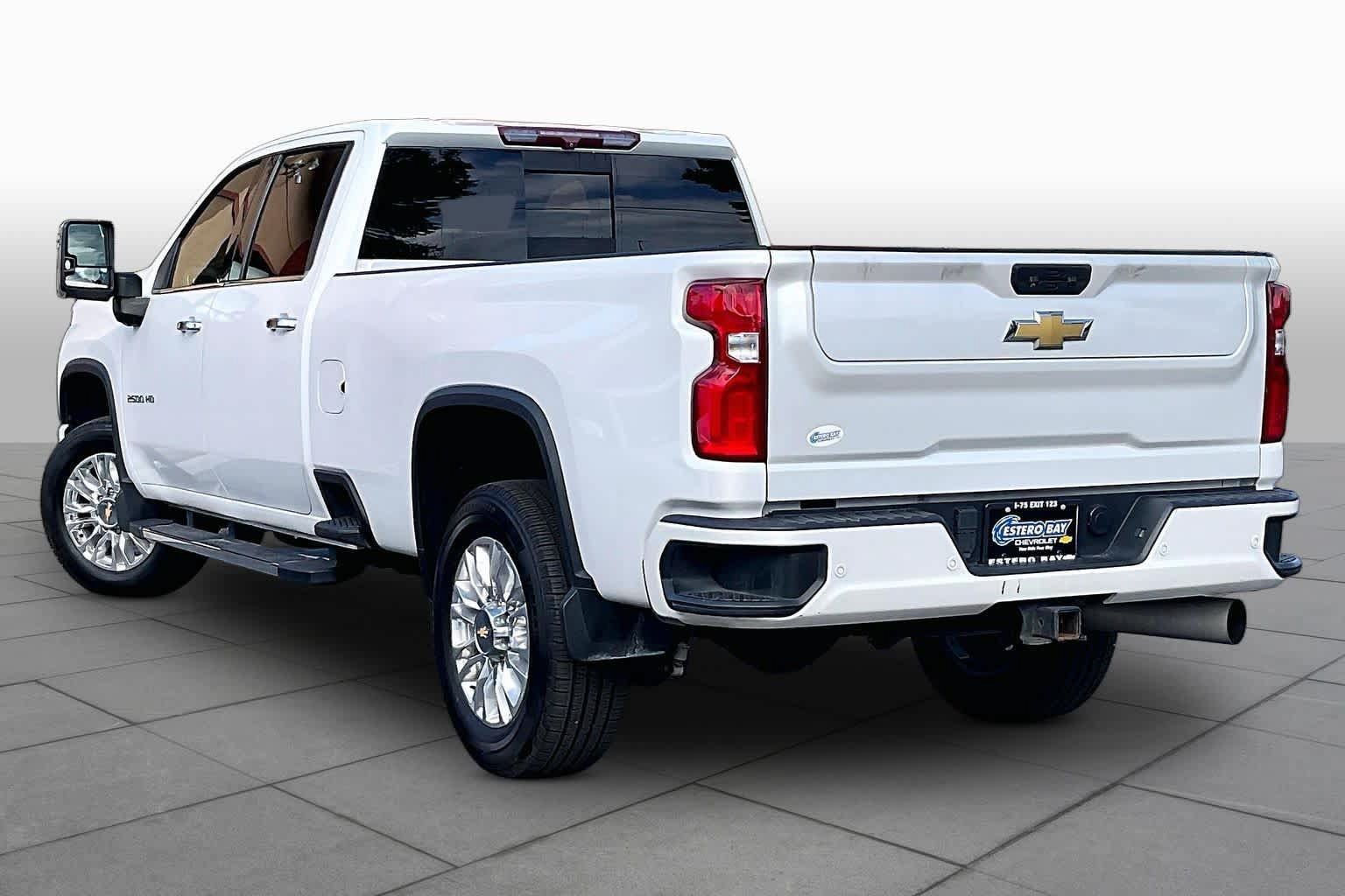 Used 2022 Chevrolet Silverado 2500 High Country w/ Z71 Off-Road Package AWD/4WD image 12
