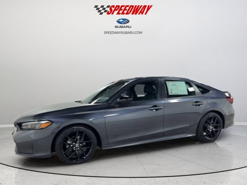 Used 2025 Honda Civic Sport image 11