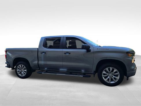 Used 2024 Chevrolet Silverado 1500 Custom RWD image 13