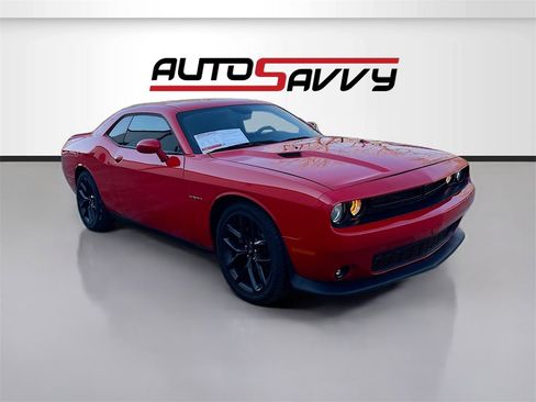 Used 2022 Dodge Challenger R/T image 1