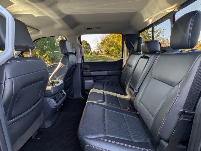 Used 2022 Ford F150 Lariat AWD/4WD image 34