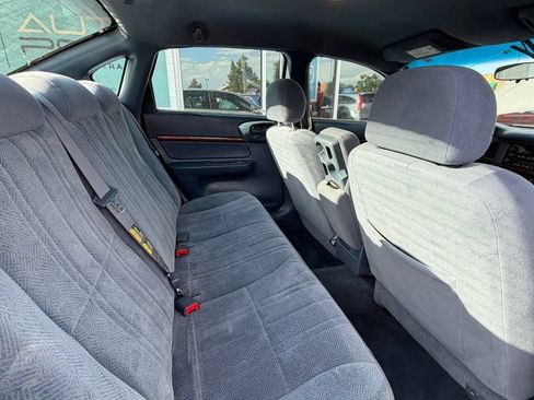 Used 2003 Chevrolet Impala FWD image 10