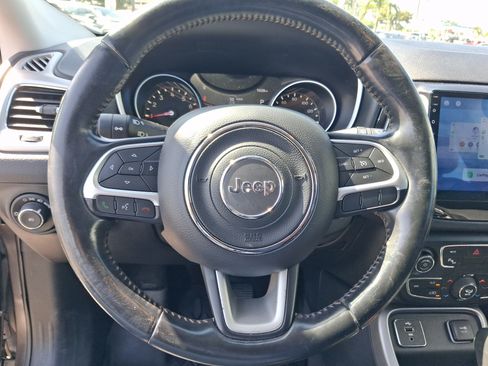 Used 2018 Jeep Compass Latitude w/ Popular Equipment Group FWD image 13