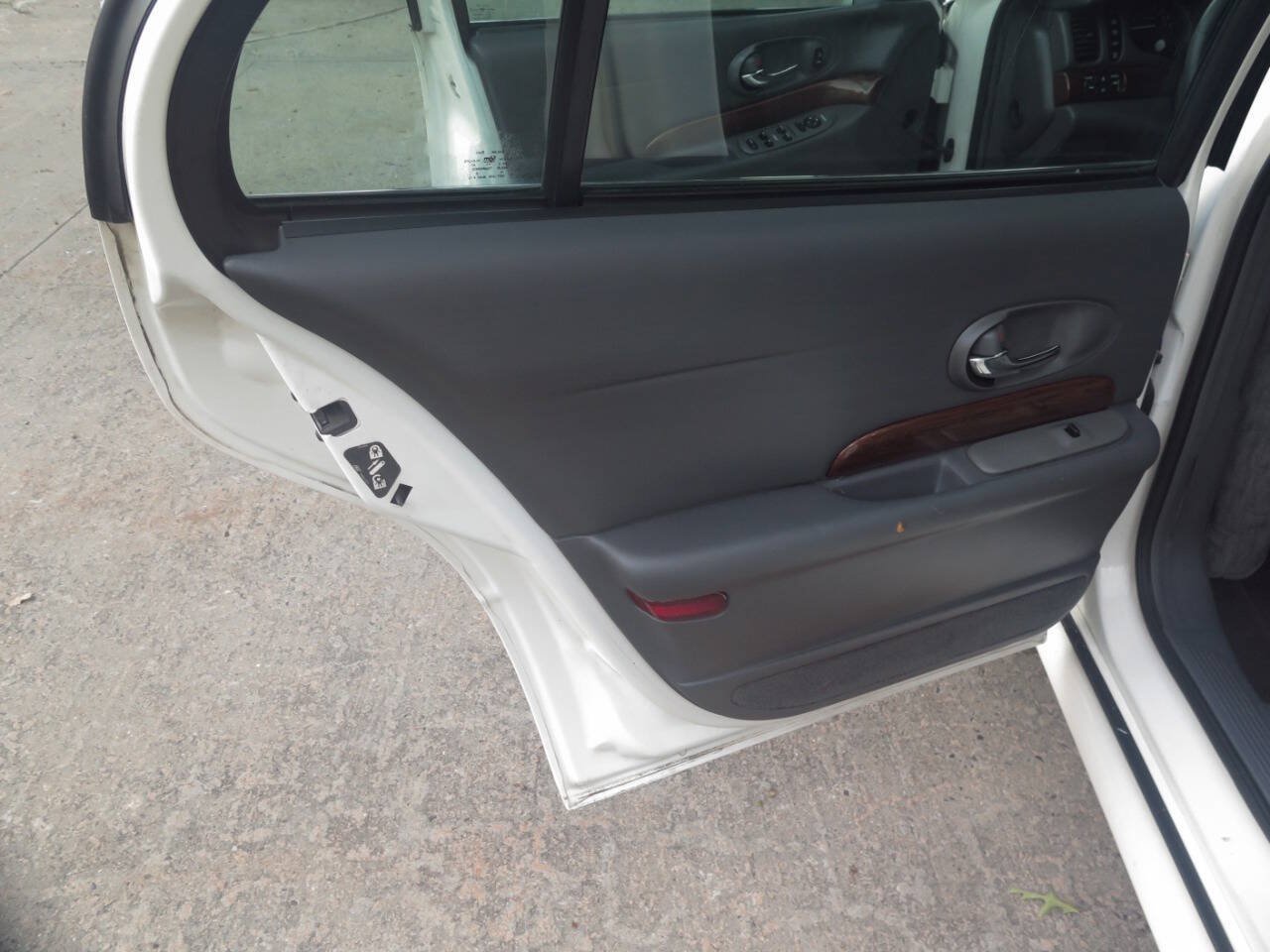 Used 2005 Buick Le Sabre Custom FWD image 19