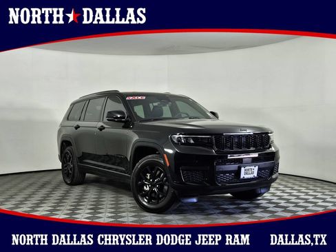 Used 2025 Jeep Grand Cherokee L Altitude RWD image 1