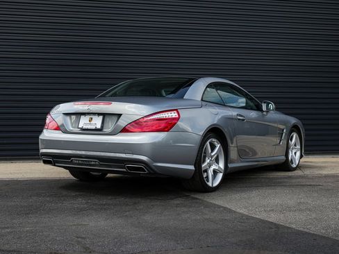 Used 2013 Mercedes-Benz SL 550 image 14