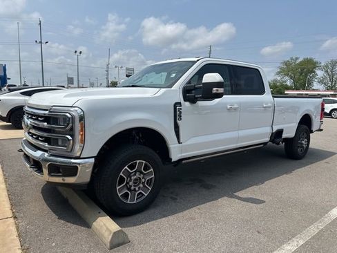 Used 2023 Ford F350 Lariat w/ Lariat Ultimate Package AWD/4WD image 1