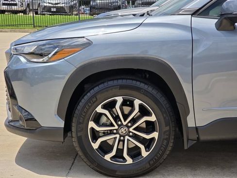 Used 2024 Toyota Corolla Cross AWD Hybrid image 6