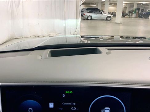 Used 2025 Hyundai Santa Fe Calligraphy AWD/4WD image 34