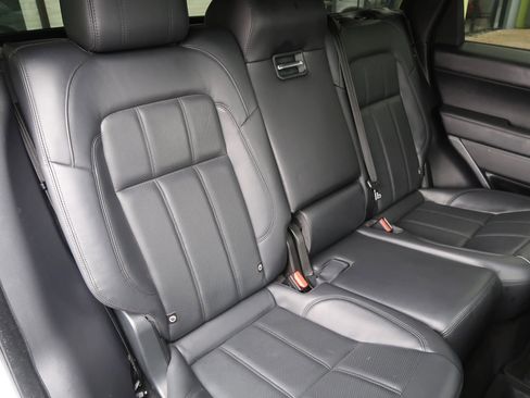 Used 2022 Land Rover Range Rover Sport HSE Dynamic image 26