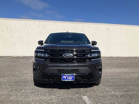 Certified 2024 Ford Expedition Limited image 22