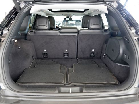 Used 2021 Jeep Cherokee Limited w/ Elite Package image 29