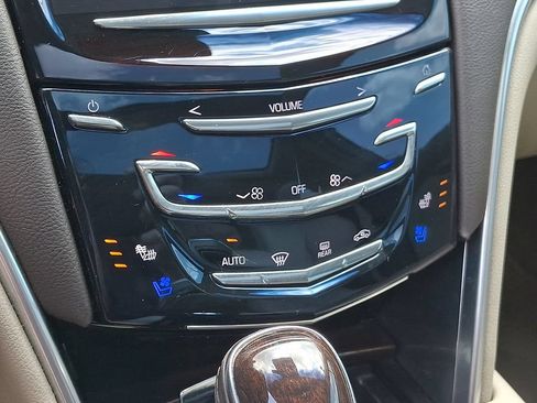 Used 2013 Cadillac XTS Premium AWD/4WD image 16