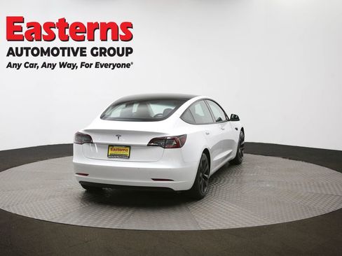 Used 2021 Tesla Model 3 Standard Range Plus image 38