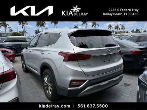 Used 2019 Hyundai Santa Fe SEL FWD image 3
