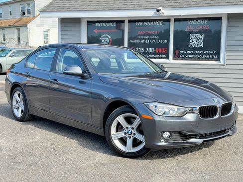 Used 2013 BMW 328i xDrive Sedan AWD/4WD image 16