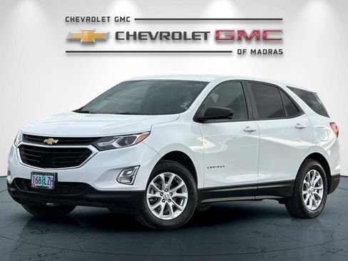 Used 2021 Chevrolet Equinox LS w/ LS Convenience Package image 7