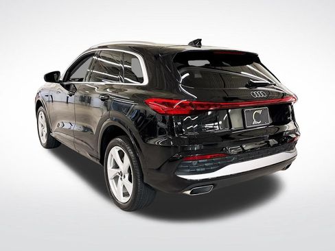 Certified 2025 Audi Q5 Premium w/ Premium Plus AWD/4WD image 3