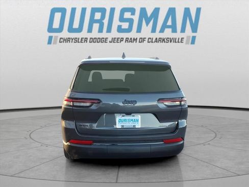 New 2025 Jeep Grand Cherokee L Limited w/ Trailer Tow Package image 4