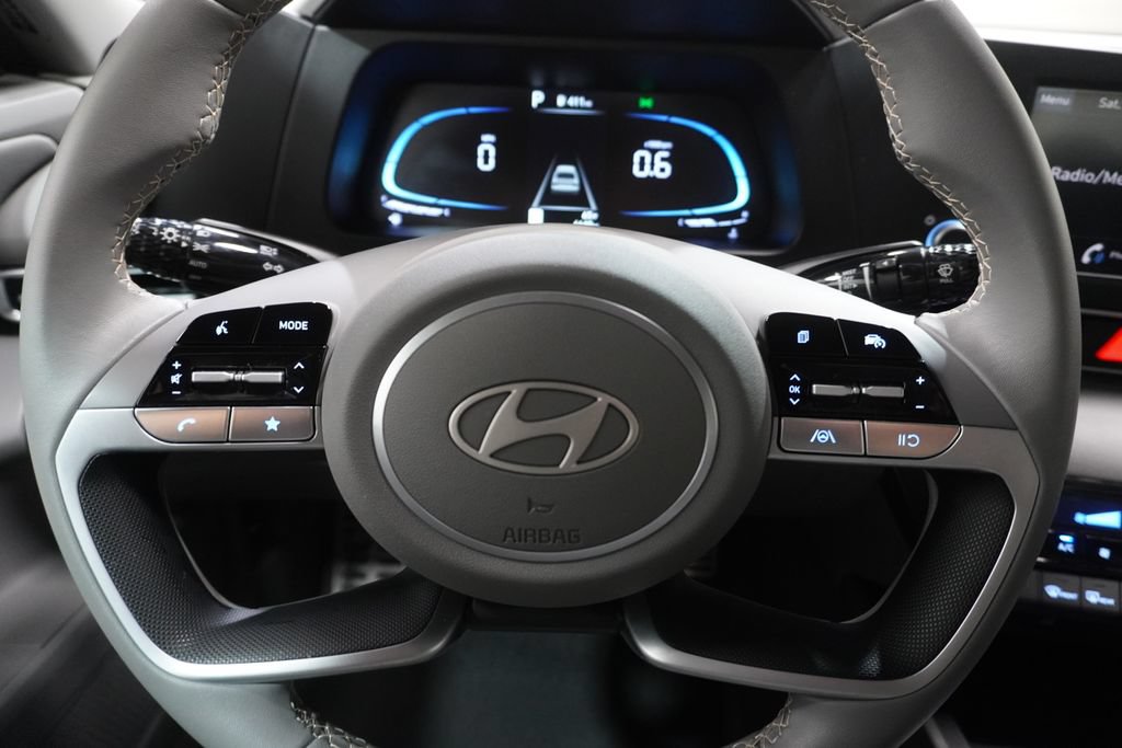 Certified 2026 Hyundai Elantra Sport FWD image 18