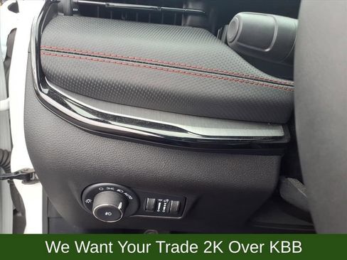 Used 2025 Jeep Compass Trailhawk w/ Trailhawk Elite Group image 23