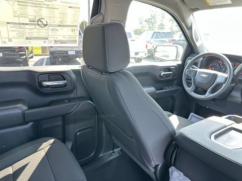 New 2026 Chevrolet Silverado 1500 Custom AWD/4WD image 15