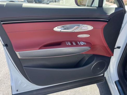 New 2026 Genesis GV70 3.5T Sport Advanced AWD/4WD image 18