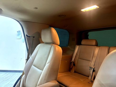 Used 2012 GMC Yukon Denali image 38