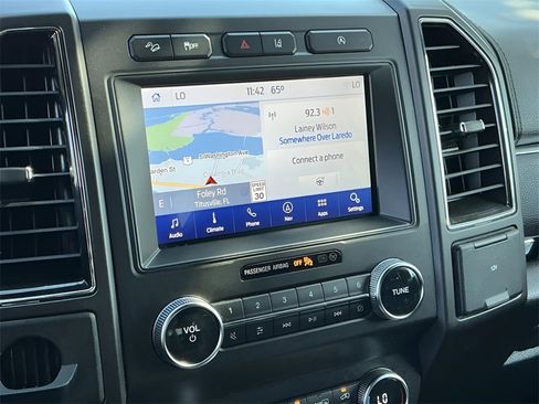 Used 2020 Ford Expedition Limited image 50