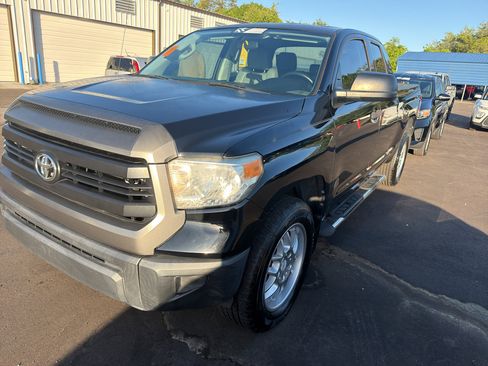 Used 2016 Toyota Tundra SR RWD image 2