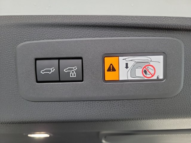 Used 2027 Toyota Land Cruiser AWD/4WD image 12