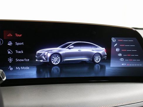 Used 2025 Cadillac CT5 V image 27