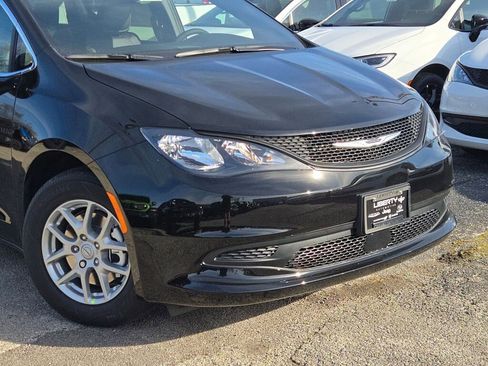 New 2026 Chrysler Voyager LX image 2