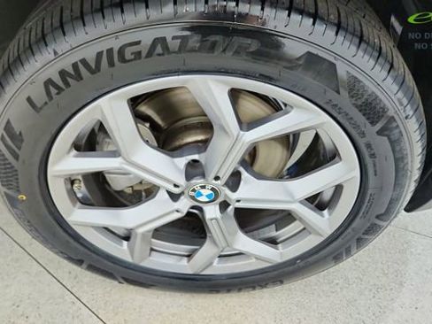 Used 2025 BMW X4 xDrive30i AWD/4WD image 60