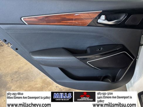 Used 2019 Kia Cadenza Technology FWD image 12