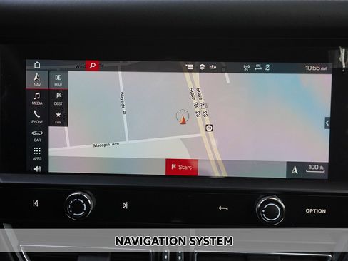 Used 2022 Porsche Macan image 3