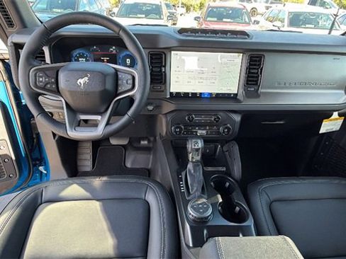 New 2025 Ford Bronco Badlands w/ Sasquatch Package image 18