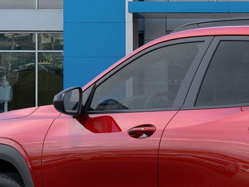 New 2026 Chevrolet Trax RS w/ Sunroof Package FWD image 12