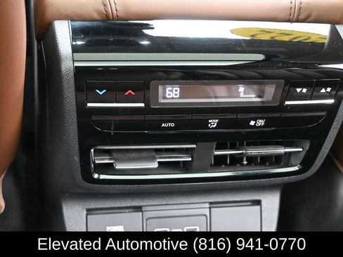 Used 2022 Acura MDX SH-AWD w/ Technology Package image 15